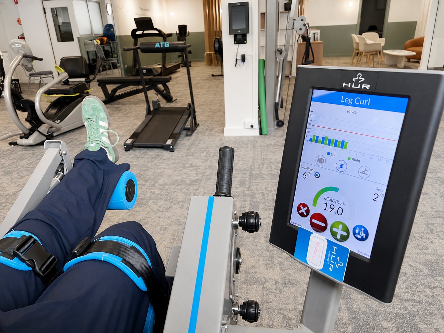 Computer-guided strength training on HUR air-resistance equipment